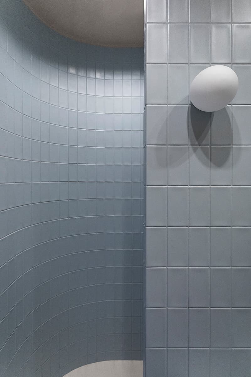 Нетривиальная квартира под сдачу – коллаборация MANU Bureau и Адрианы Кано Лимарино