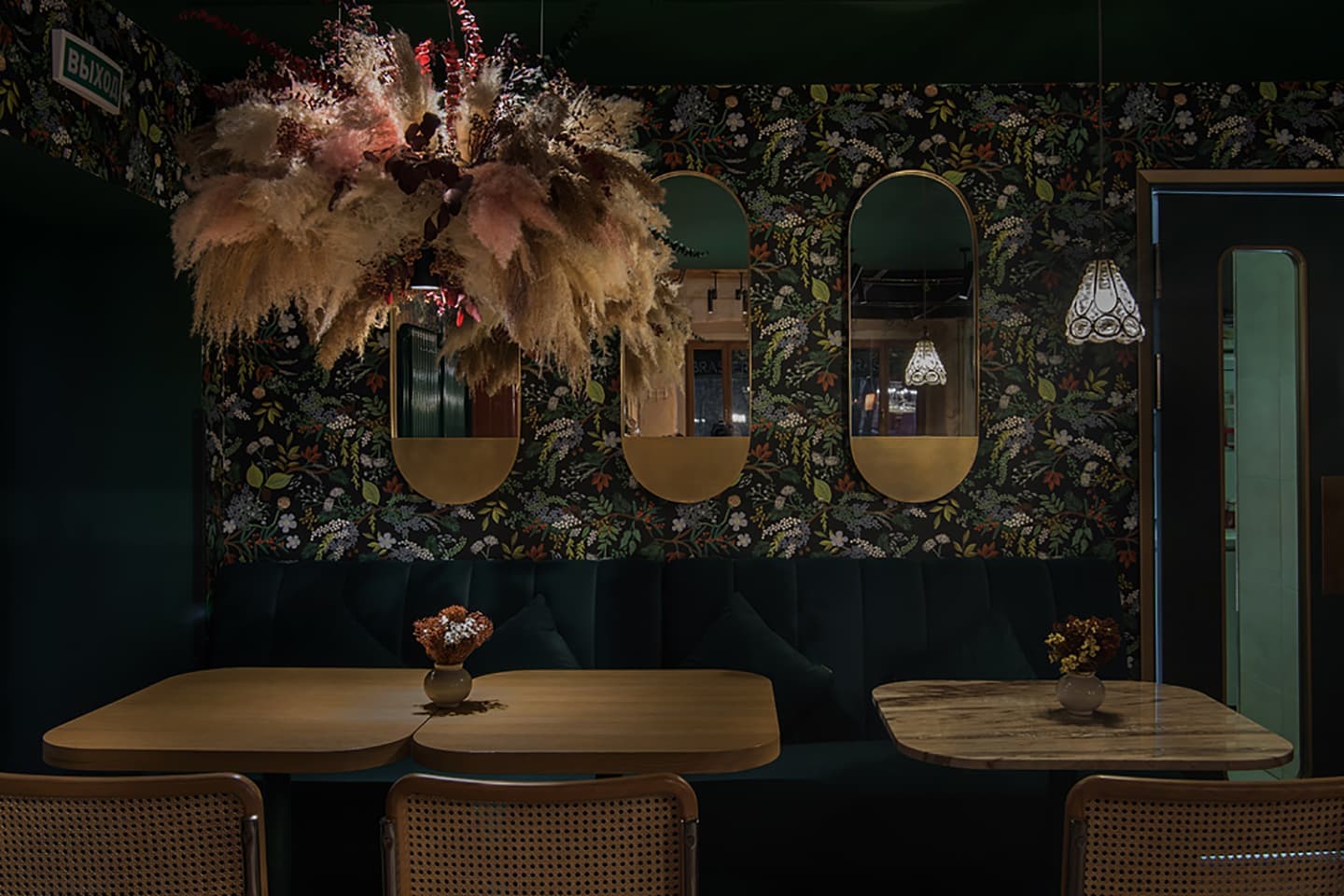 Модная эклектика в интерьере московской брассерии – проект бюро Archpoint