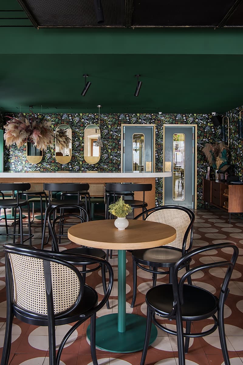 Модная эклектика в интерьере московской брассерии – проект бюро Archpoint