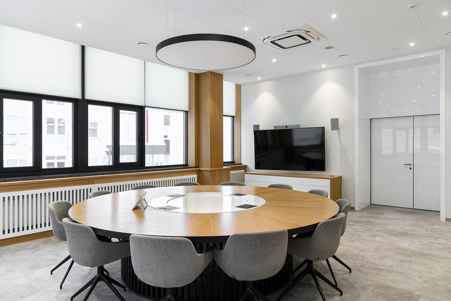 Вдохновляющий интерьер офиса в Новосибирске – проект Leytan Design