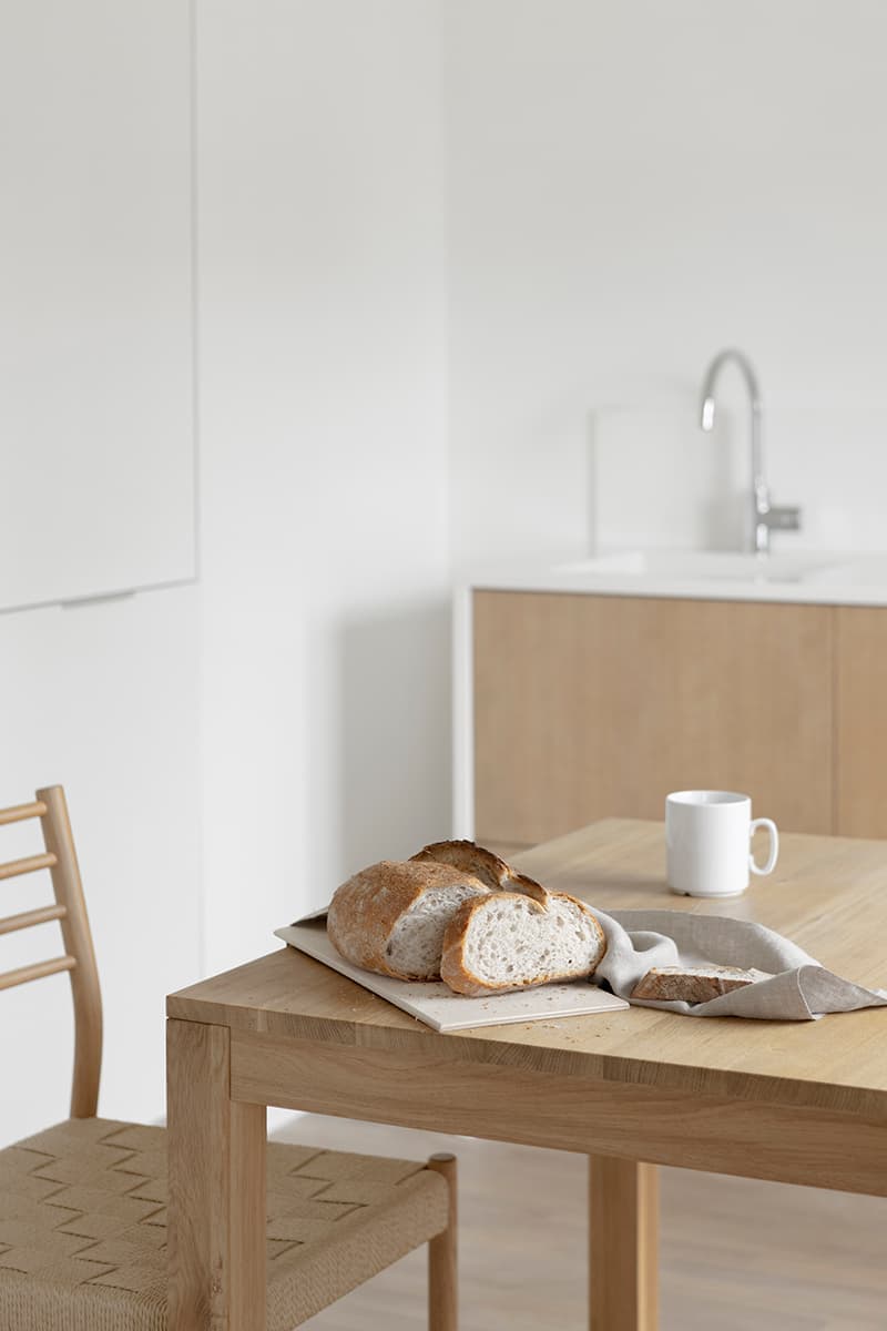 Лаконичный интерьер для пары из Минска – проект бюро Radical Passive