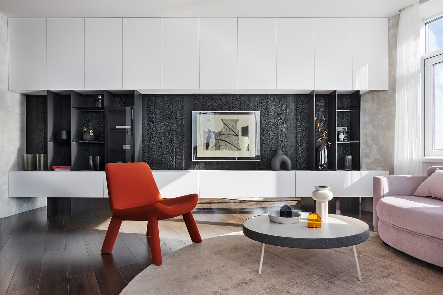 Яркий интерьер, основанный на типажах внешности – проект Евгения Швецова