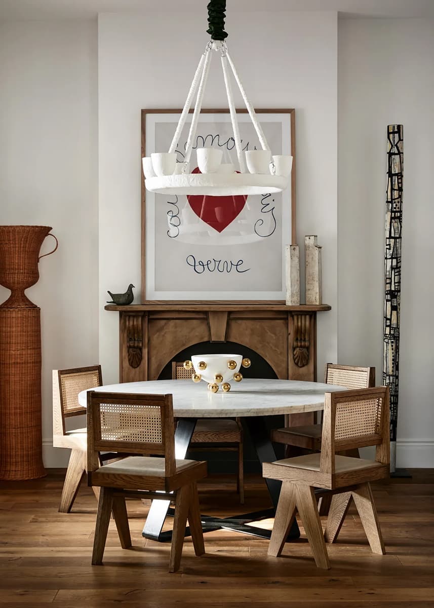 Мультикультурный интерьер двухэтажной квартиры – проект Brahman Perera