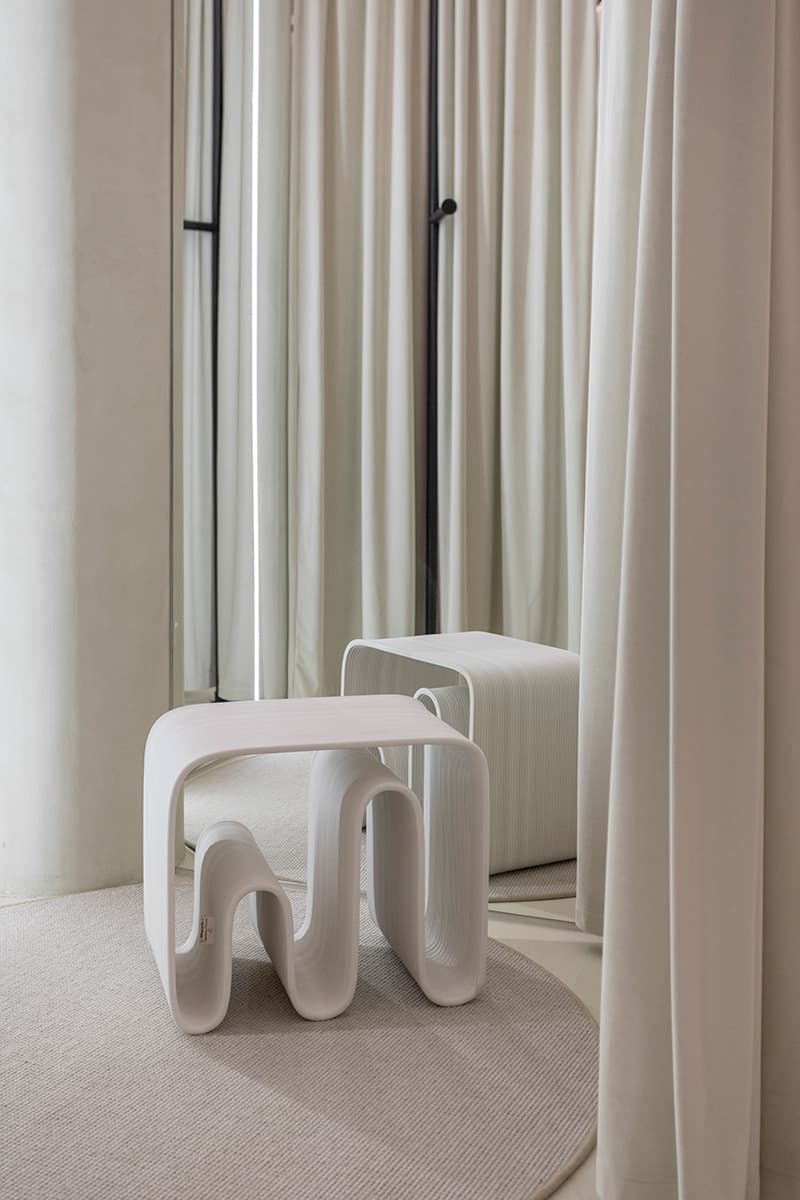 Конфетный интерьер шоурума Monochrome – проект Room Design Buro