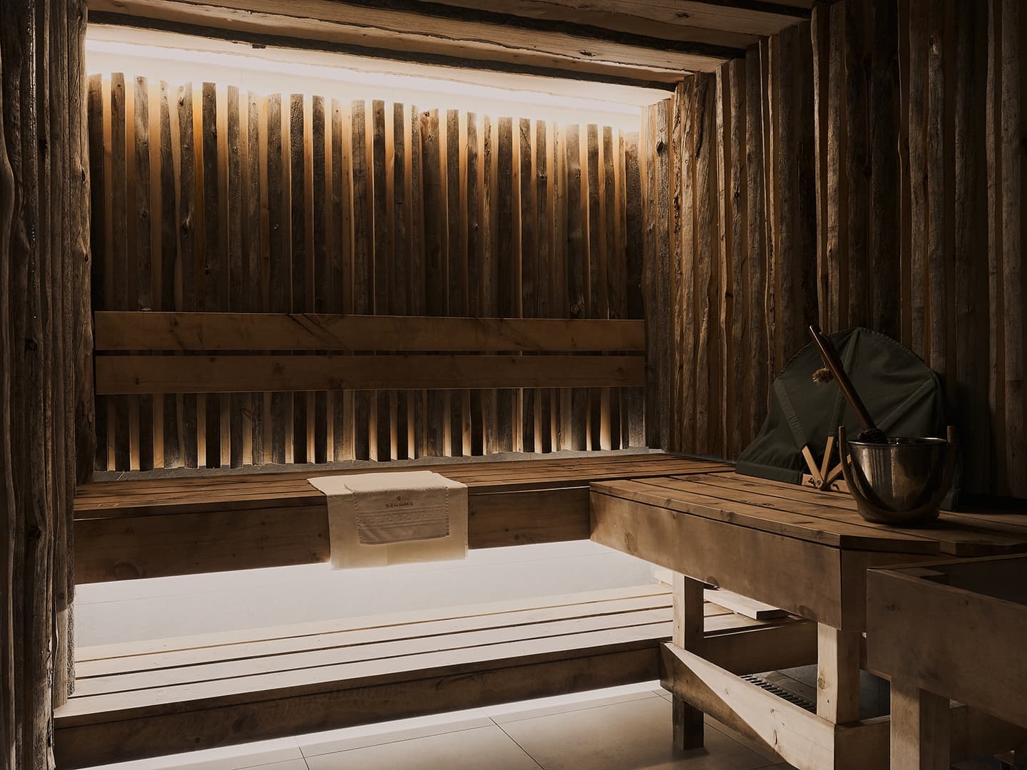 Стильное оформление петербуржского банного комплекса – проект Дмитрия Кружалина