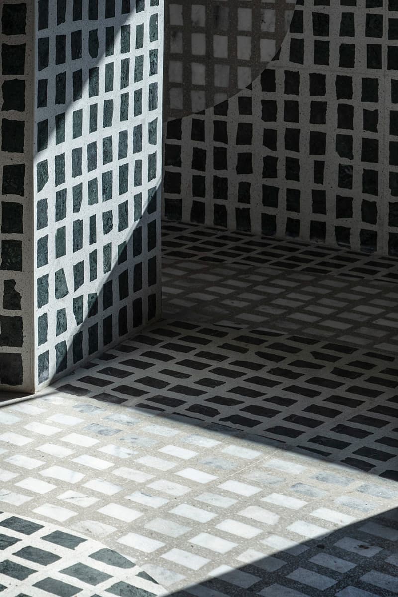 Оптические иллюзии и мягкие формы в интерьере индийского ресторана – проект Renesa Studio