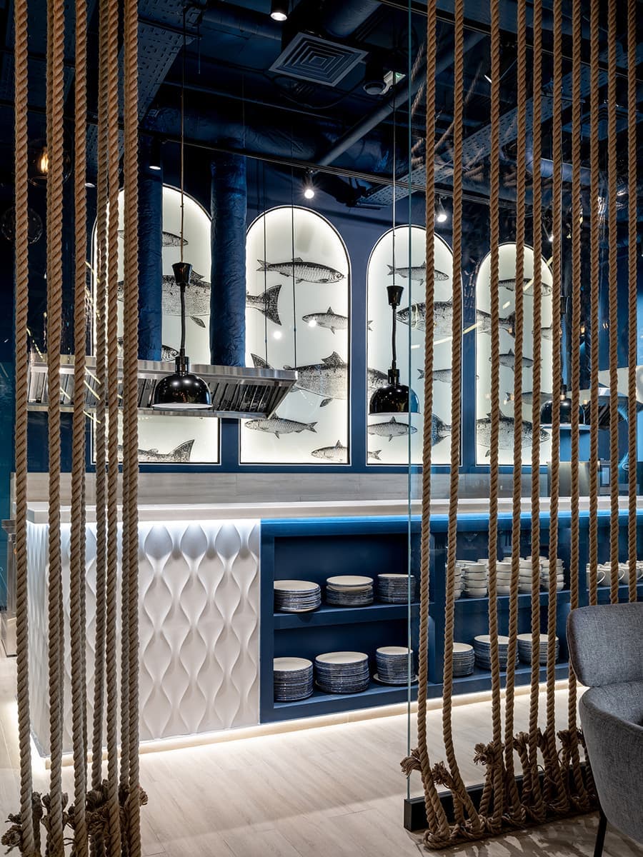 Интерьер ресторана в морской тематике – проект Elena Krylova Studio