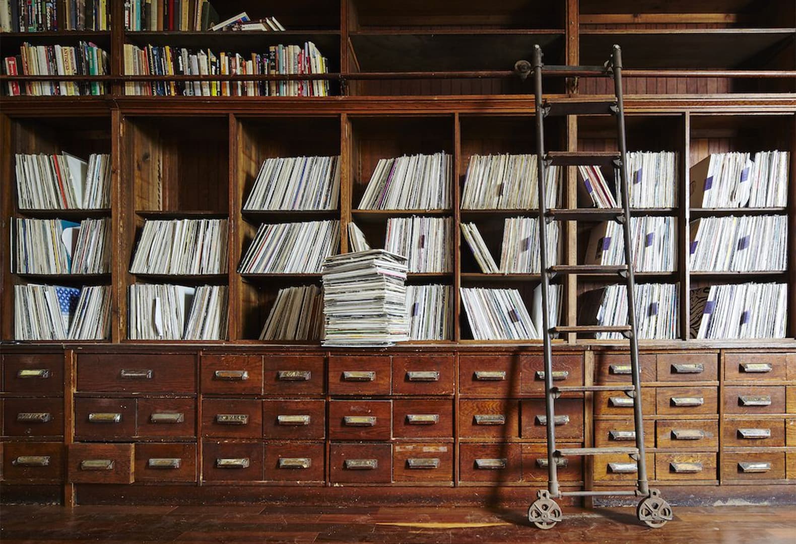 Stony Island Arts Bank. Фото: Tom Harris, © Hedrich Blessing. Предоставлено Rebuild Foundation