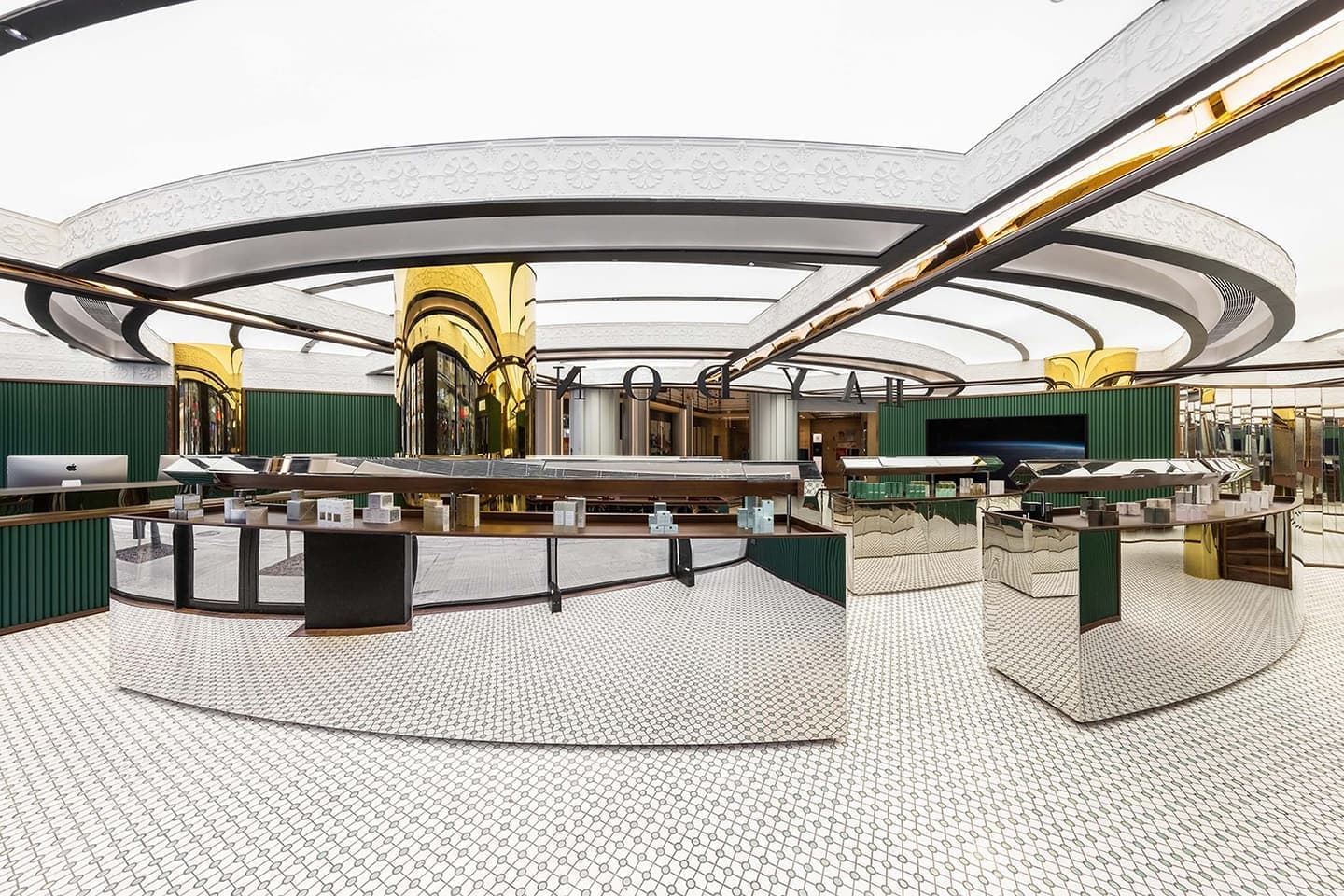 Интерьер на границе восточной и западной культур – проект Various Associates