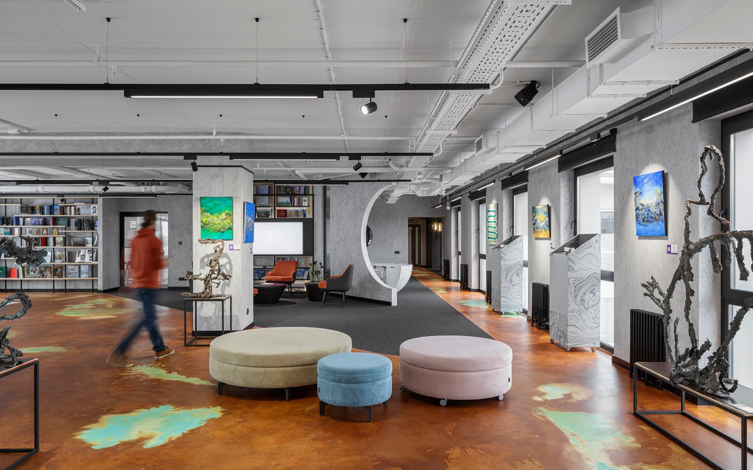 Интерьер интерактивной галереи с VR-пространством – проект ABD architects