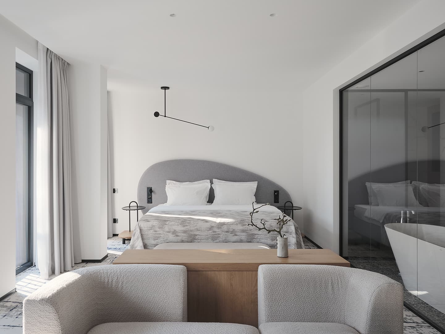 Единство стекла и дерева в интерьере отеля Karmann’s – проект Олеси Левкович