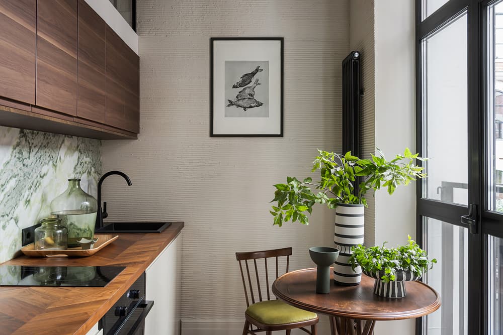 Уютный интерьер компактной квартиры с антресолью – проект Александры Ермиловой