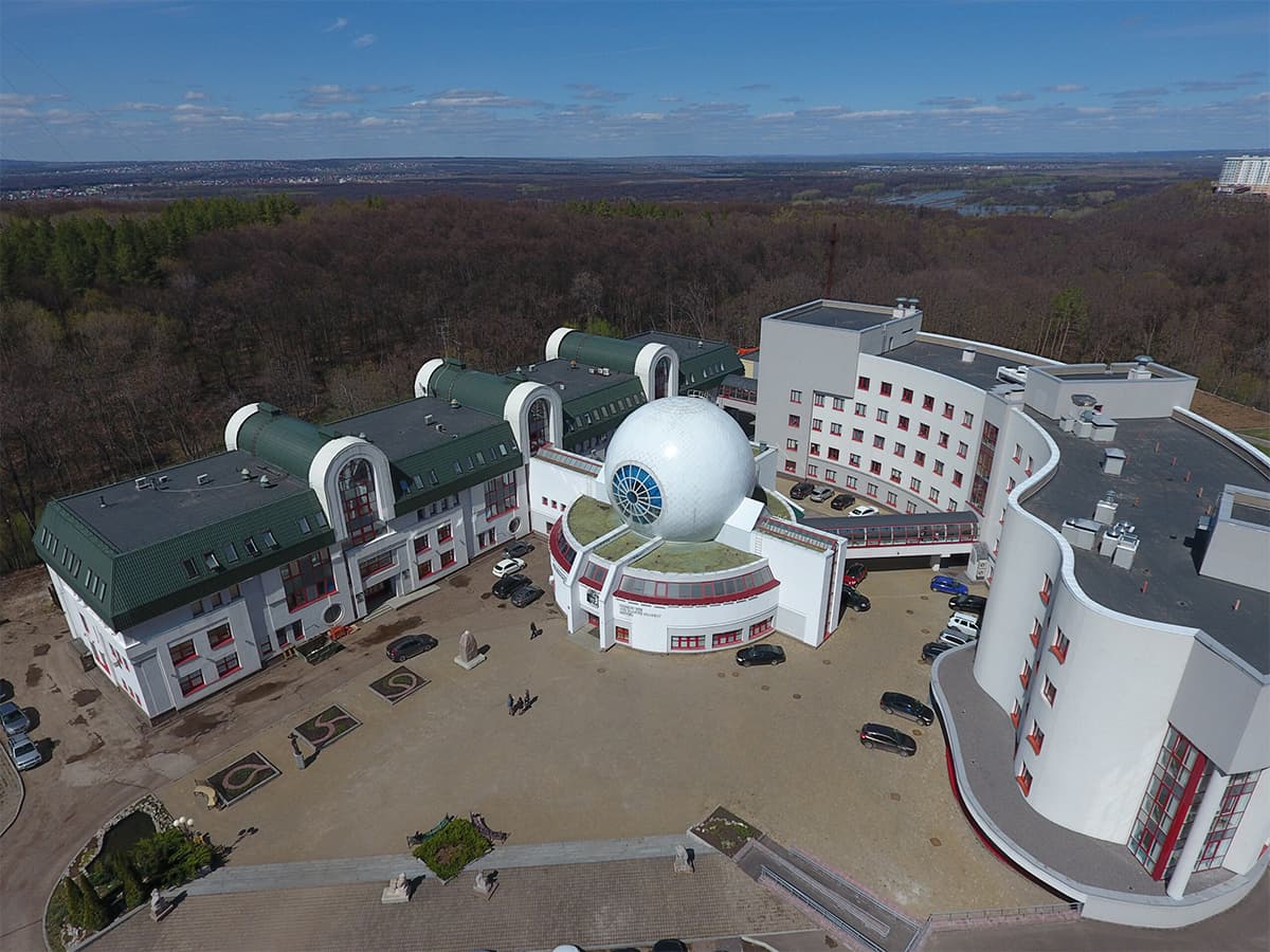 Всероссийский центр глазной и пластической хирургии, 2001, Уфа. Фото: Pilot Hub