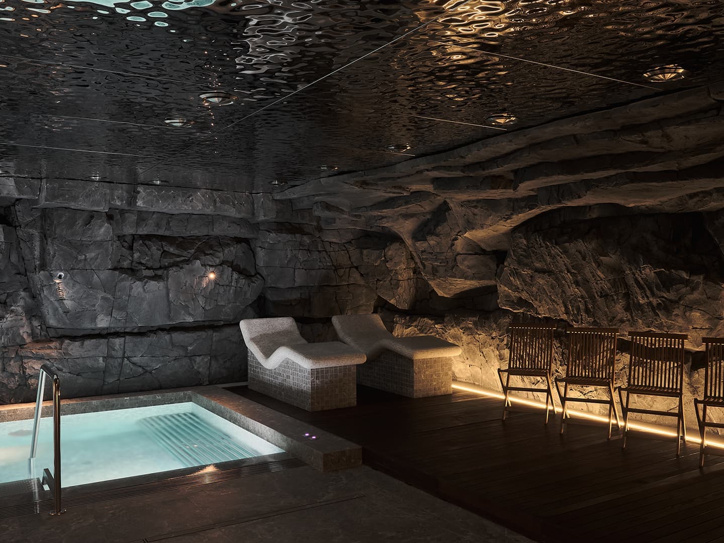 Интерьер подземного SPA-центра, вдохновленный горным озером – проект Levkovich Architects