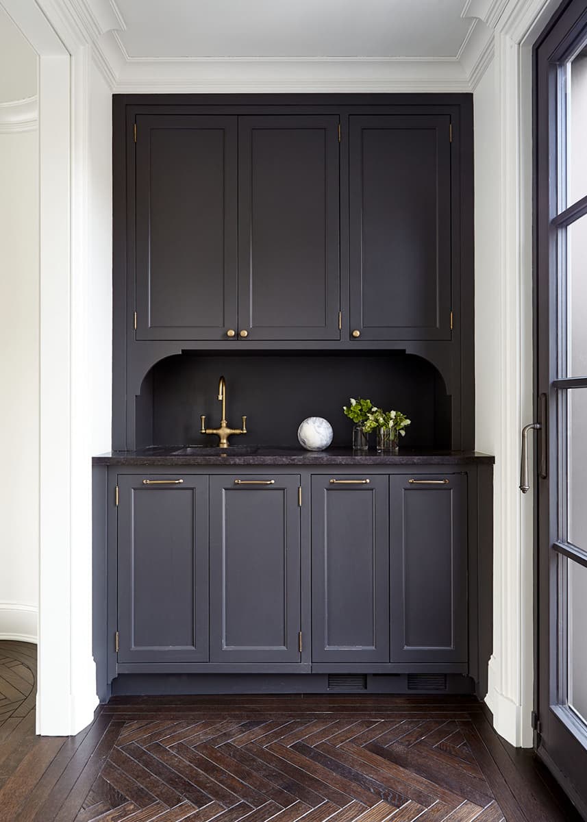 Экологичная трансформация 150-летнего таунхауса на Манхэттене – проект BarlisWedlick Architects