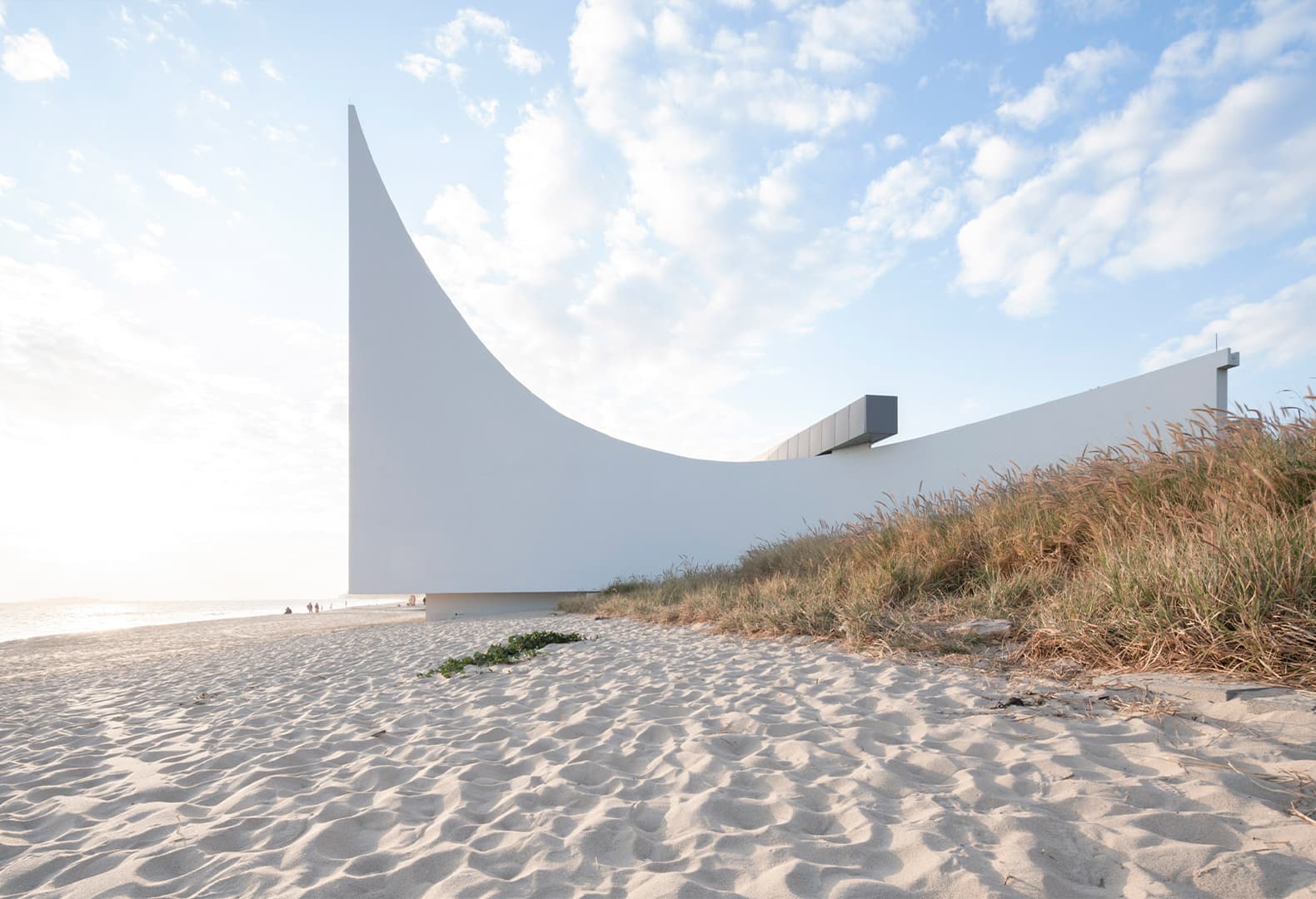 Seaside Chapel of Jinting Bay, O-office Architects. Фото: Ву Симин