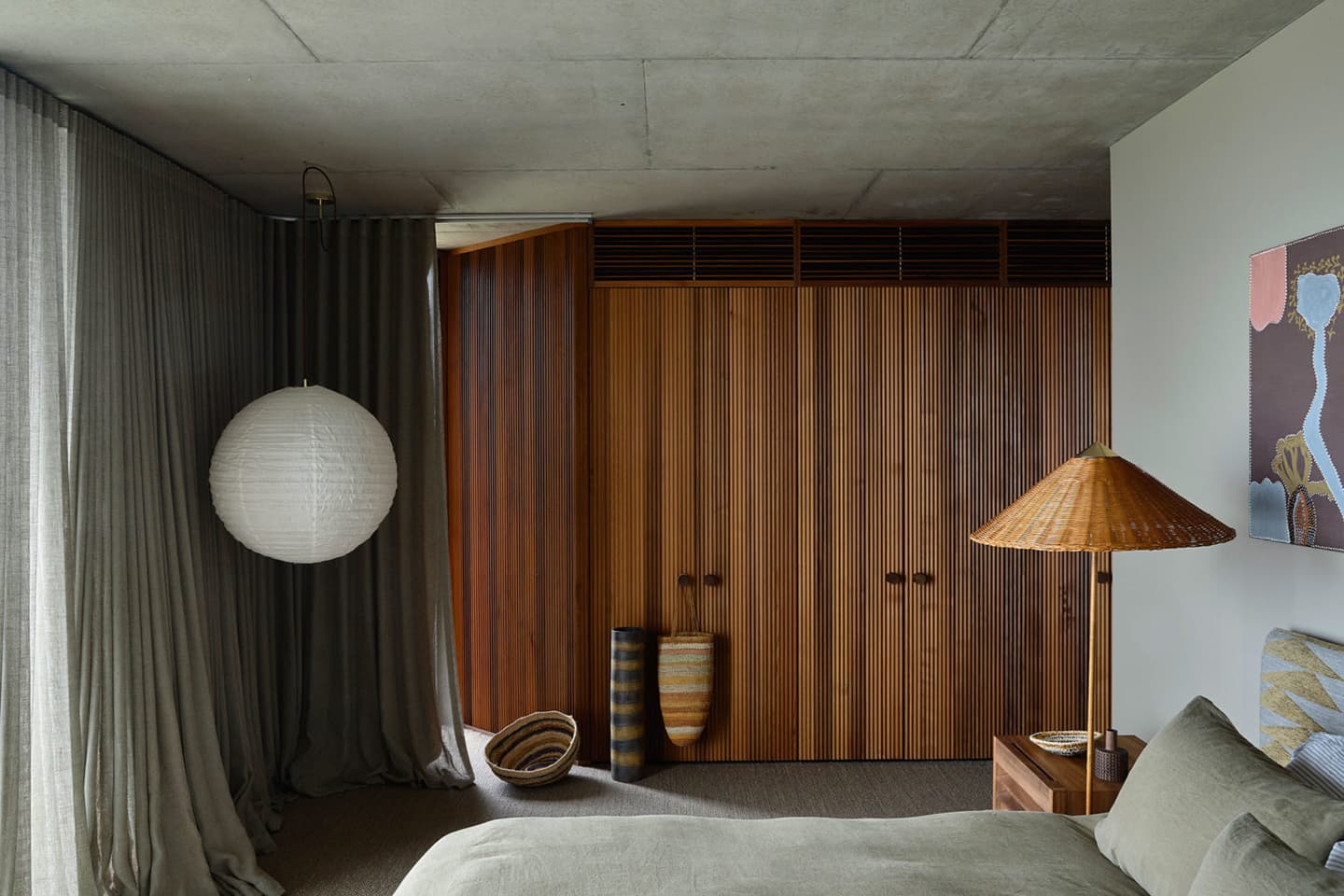 Природный интерьер дома на австралийском побережье – проект Kennedy Nolan