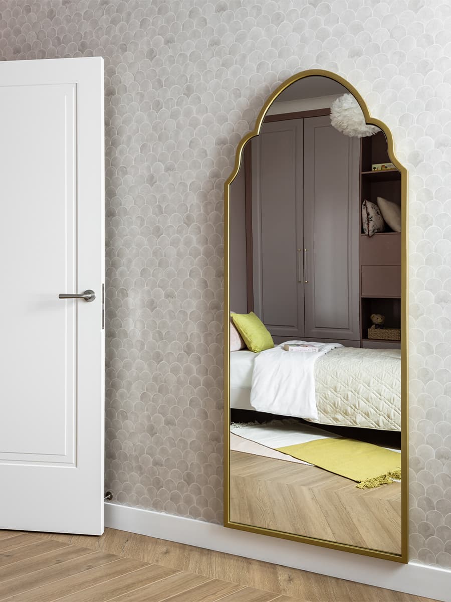 Нежный интерьер челябинской квартиры для мамы с дочкой – проект Ирины Молчановской