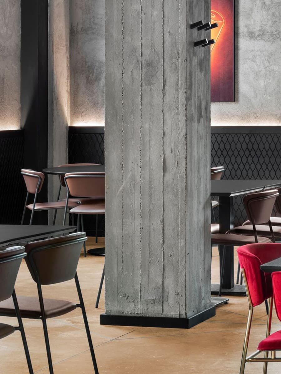 Фактурный интерьер итальянского бара-ресторана – проект студии lamatilde
