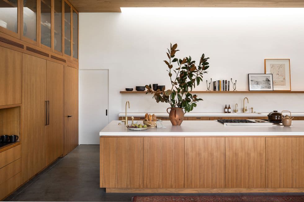 Элегантный интерьер семейного дома в Малибу – проект Standard Architecture