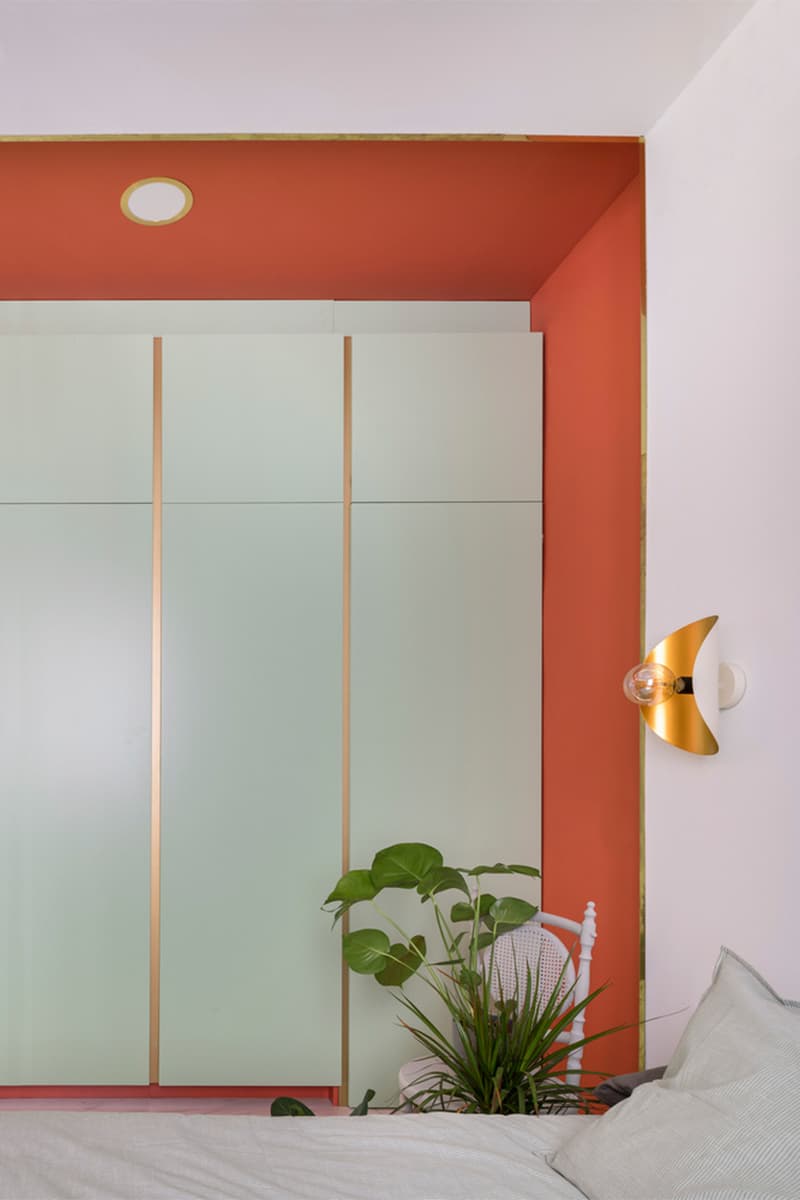 Трансформация старого галантерейного магазина в модную квартиру-студию – проект OOIIO Arquitectura