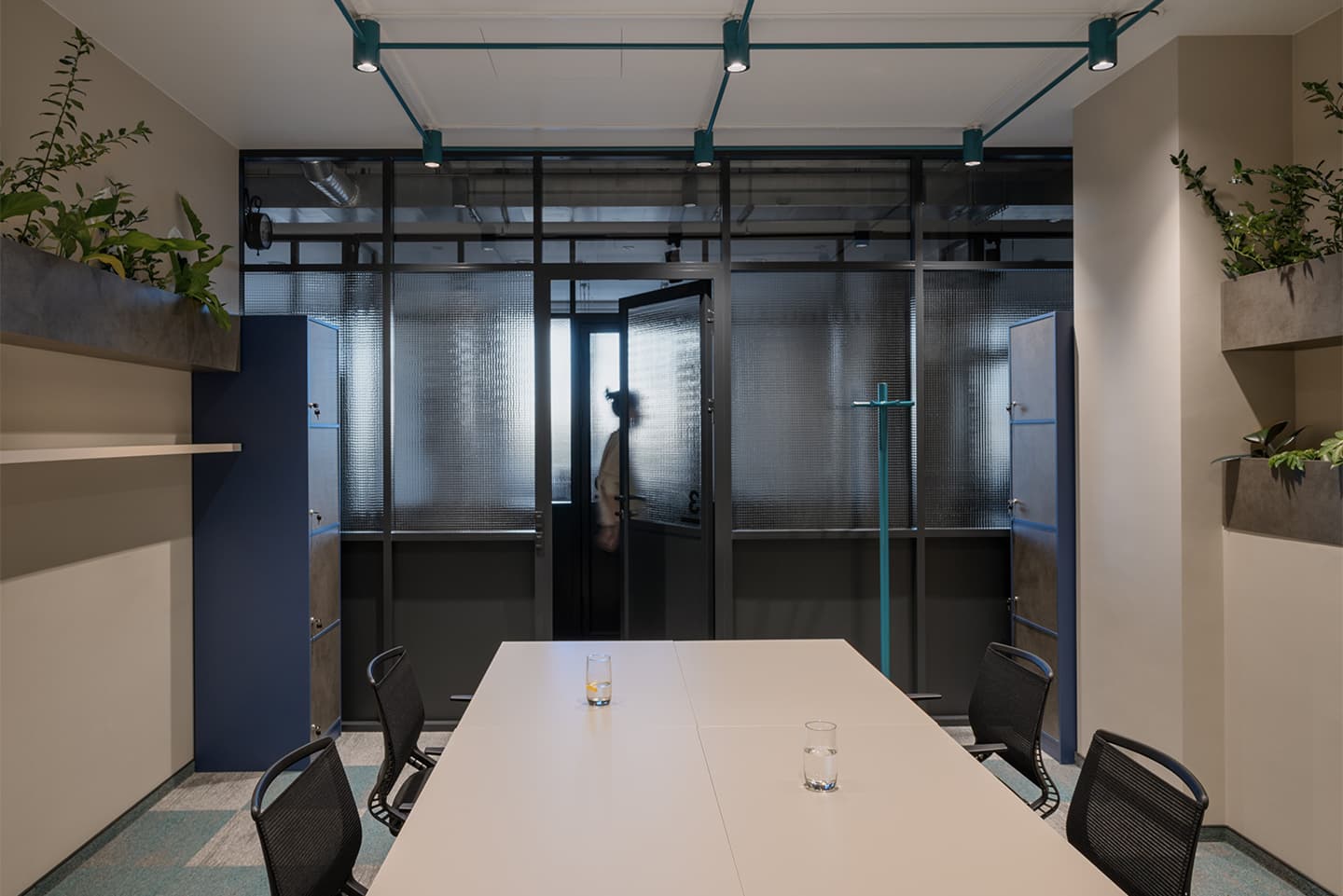 «Многослойный» интерьер коворкинга в стилистике американского урбанизма – проект MODGI Group