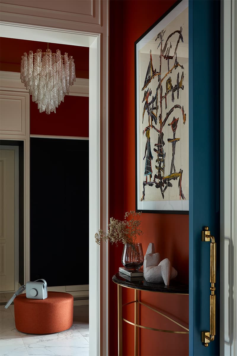 Бескомпромиссное самовыражение в интерьере квартиры на Патриарших прудах – проект Алисы Шабельниковой