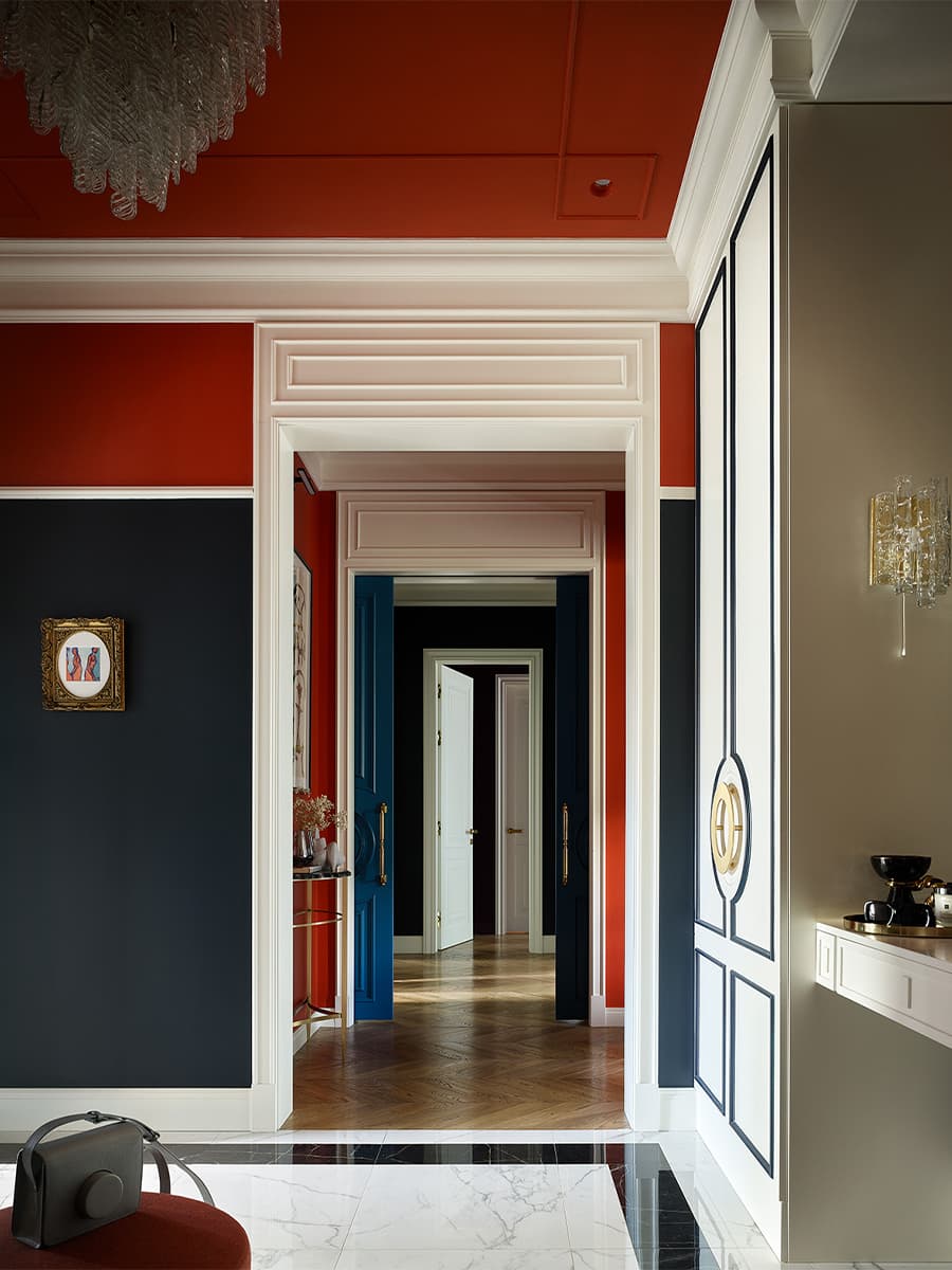 Бескомпромиссное самовыражение в интерьере квартиры на Патриарших прудах – проект Алисы Шабельниковой