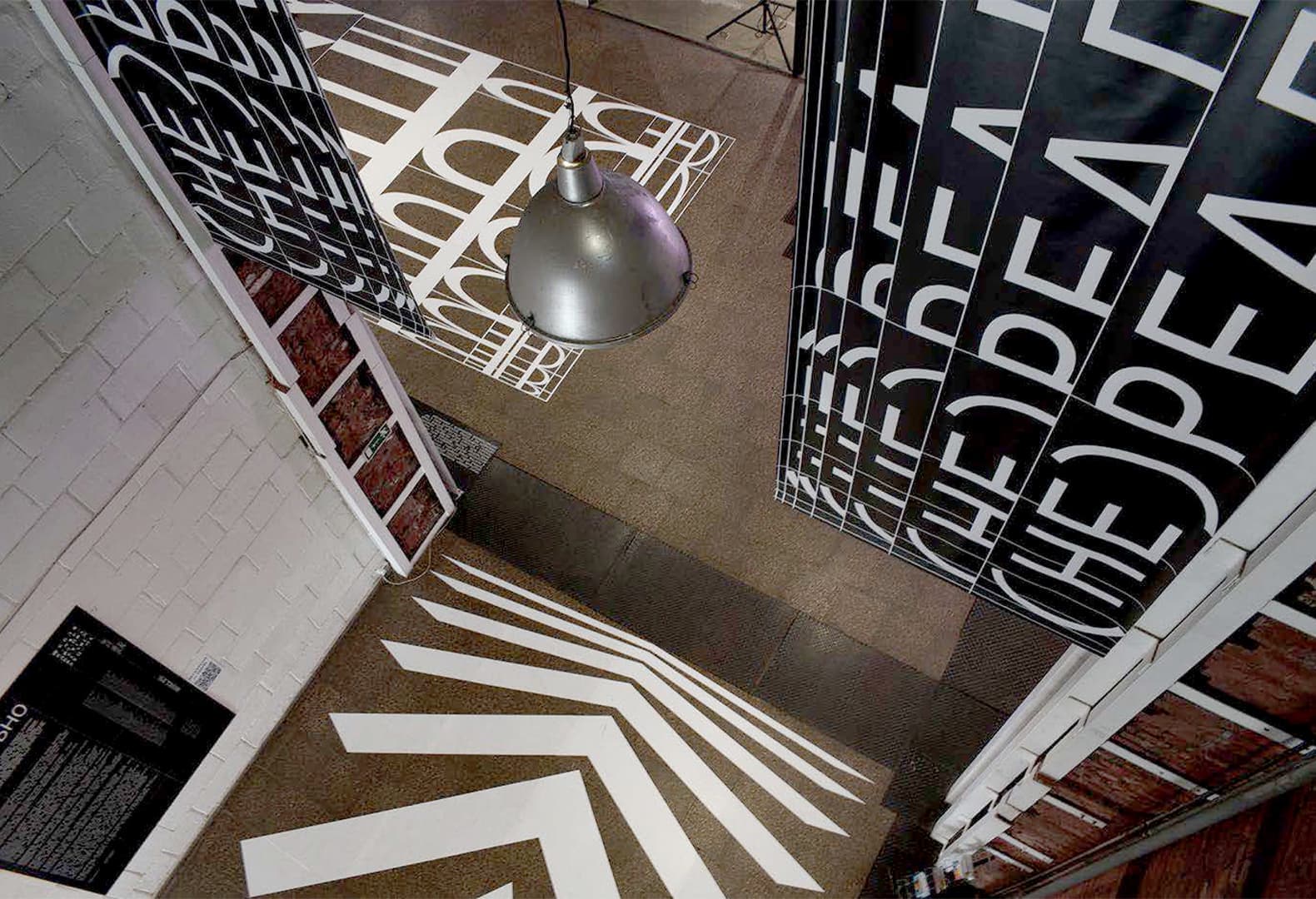 Шоу Crash Test бренда Волчок