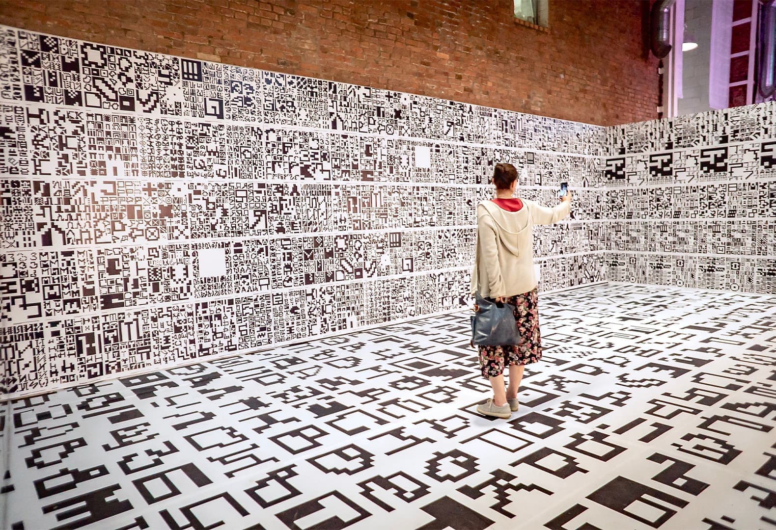 Шоу Crash Test бренда Волчок