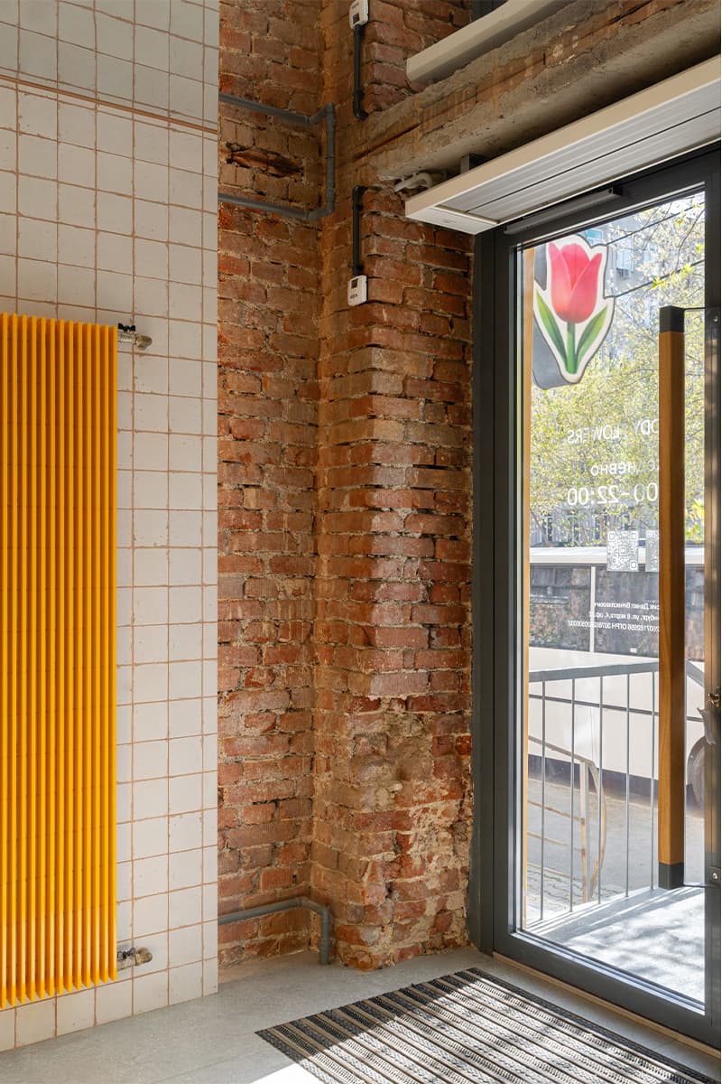 Авангардистский интерьер цветочного магазина в Екатеринбурге – проект дизайн-бюро Zavod11