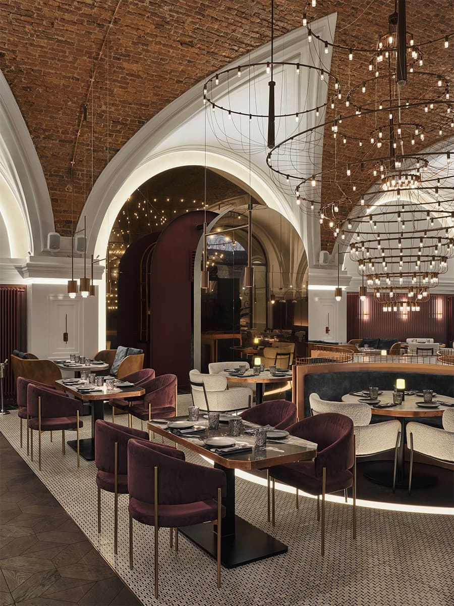 Театральный интерьер ресторана в культурной столице – проект MODGI Group