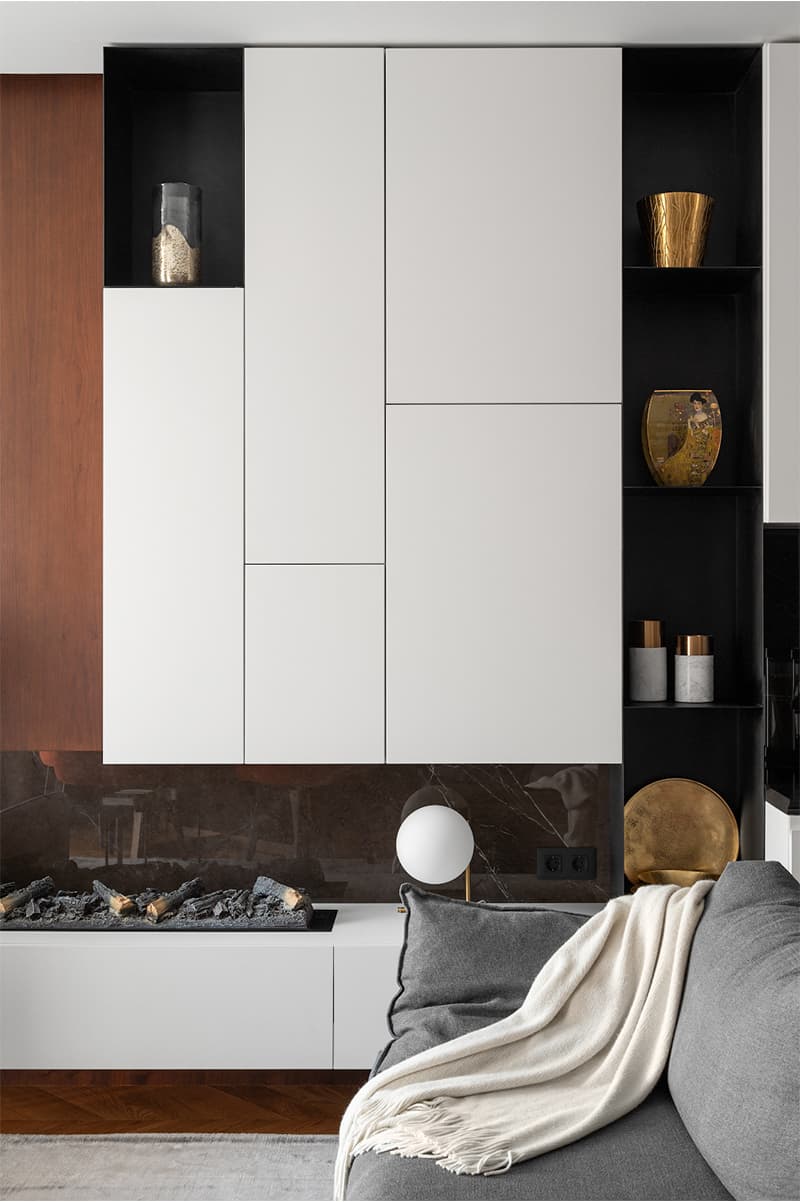 Оранжевые акценты и многообразие фактур в интерьере московской квартиры – проект Виктории Веселовой