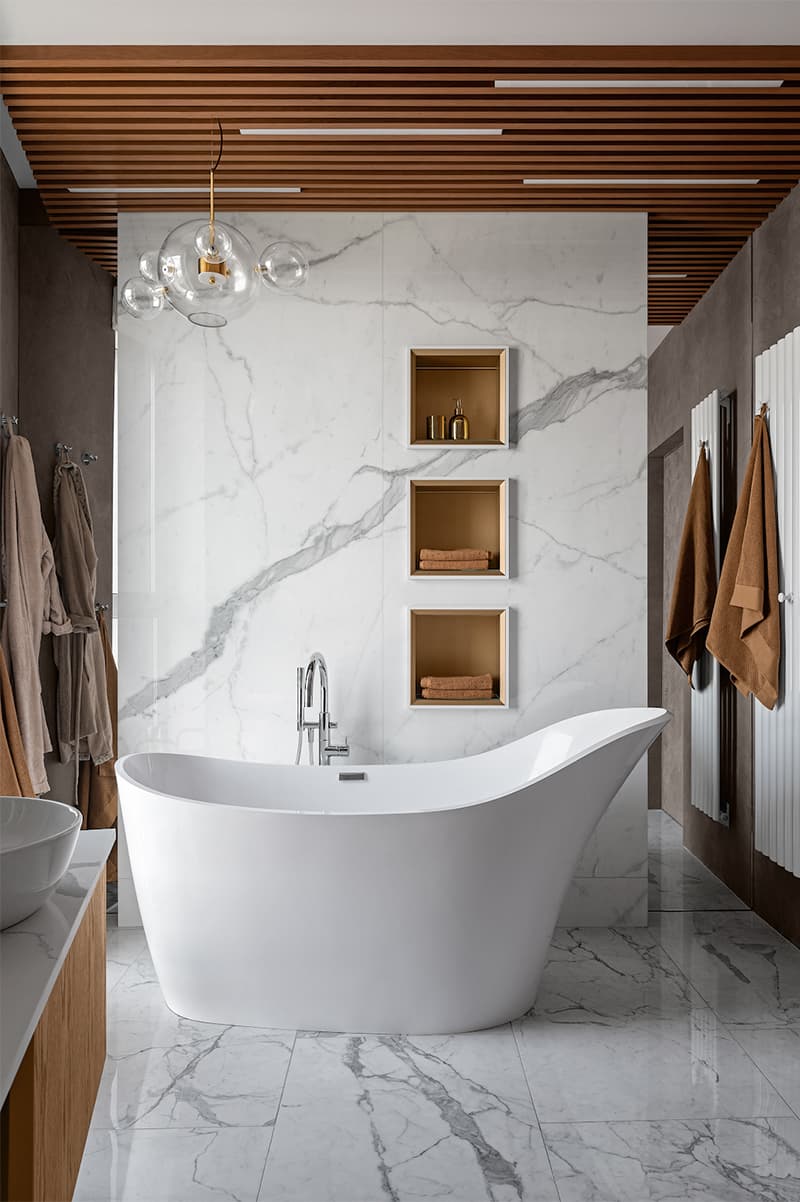 Оранжевые акценты и многообразие фактур в интерьере московской квартиры – проект Виктории Веселовой