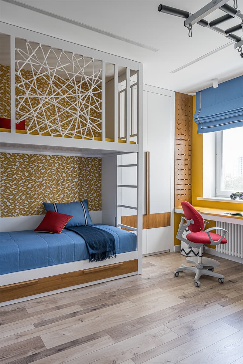 Красочные детские комнаты в интерьере челябинской квартиры – проект Елены Глининой