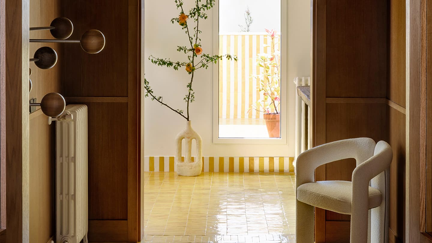 Выразительная плитка в интерьере с многонациональным характером – проект студии Sierra + De La Higuera