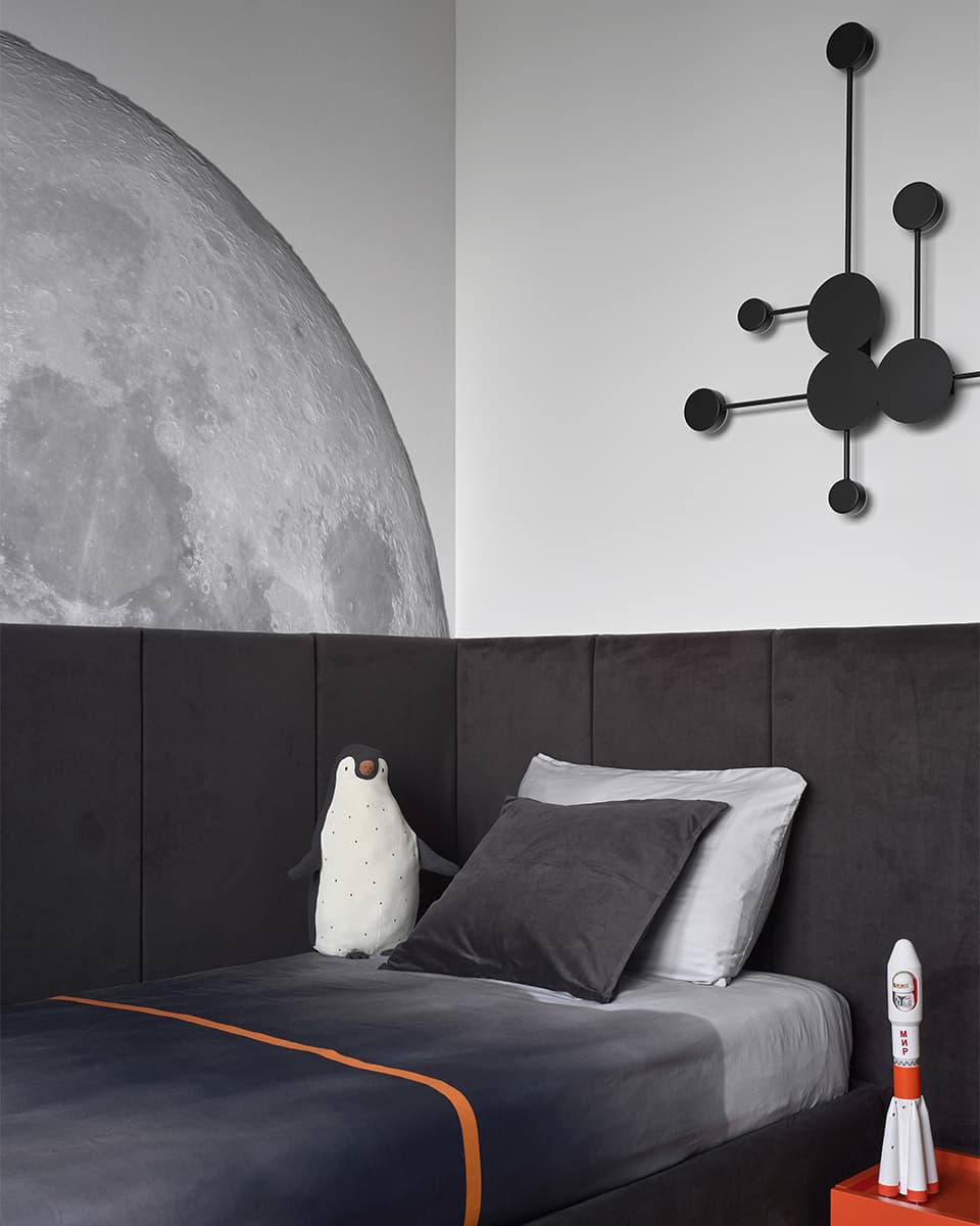 Инь и ян: тотальный монохром в интерьере московской квартиры – проект дизайн-бюро LINES