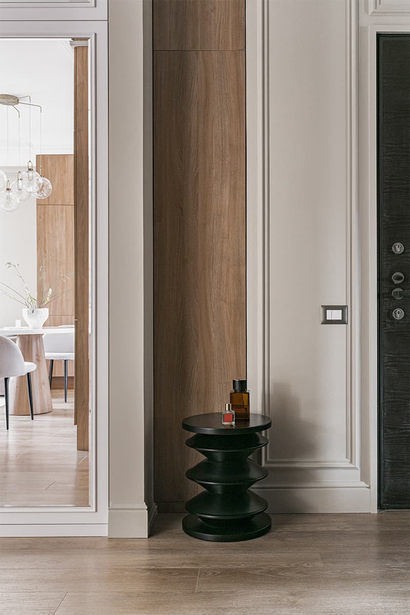 Пятьдесят оттенков бежевого в интерьере небольшой квартиры для молодой девушки – проект Алены Герасимовой