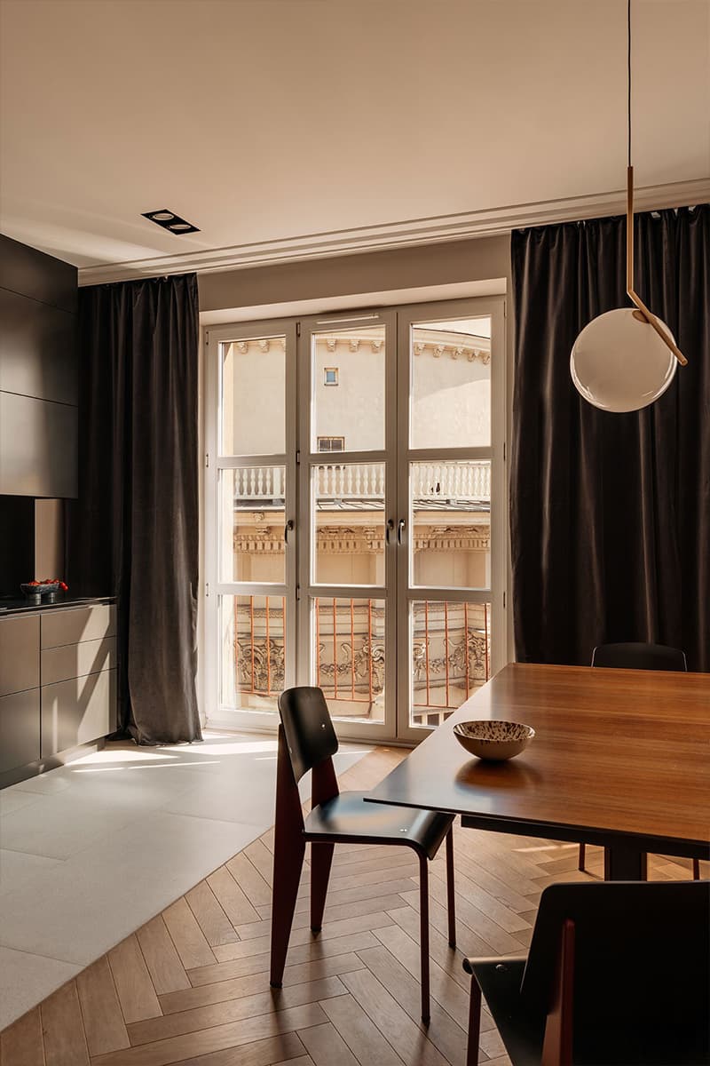 Сбалансированный интерьер с деревянными акцентами – проект Екатерины Третьяковой