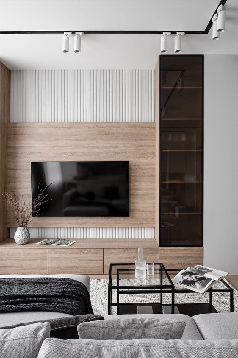 Серые, белые и пастельные оттенки в интерьере семейной квартиры – проект DKart Design Studio