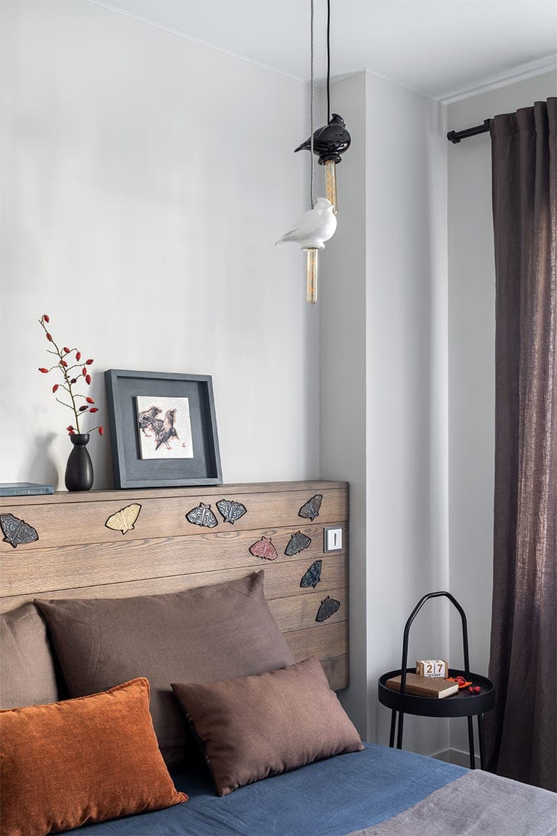 Монохромный интерьер с ломаными линиями и графичными деталями – проект Юлии Арутюнян