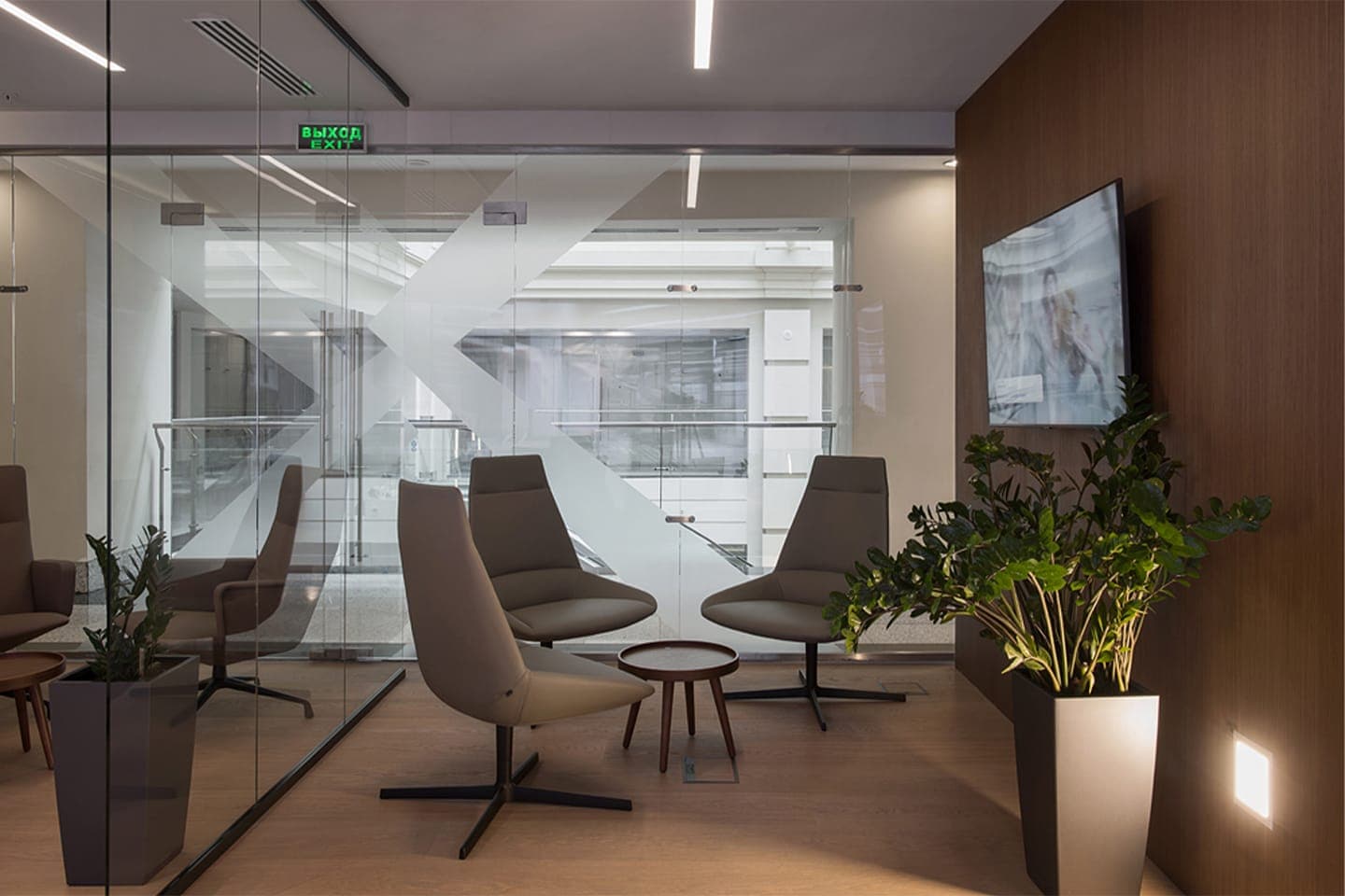 Респектабельный интерьер офиса петербургских девелоперов — проект бюро ARCHPOINT