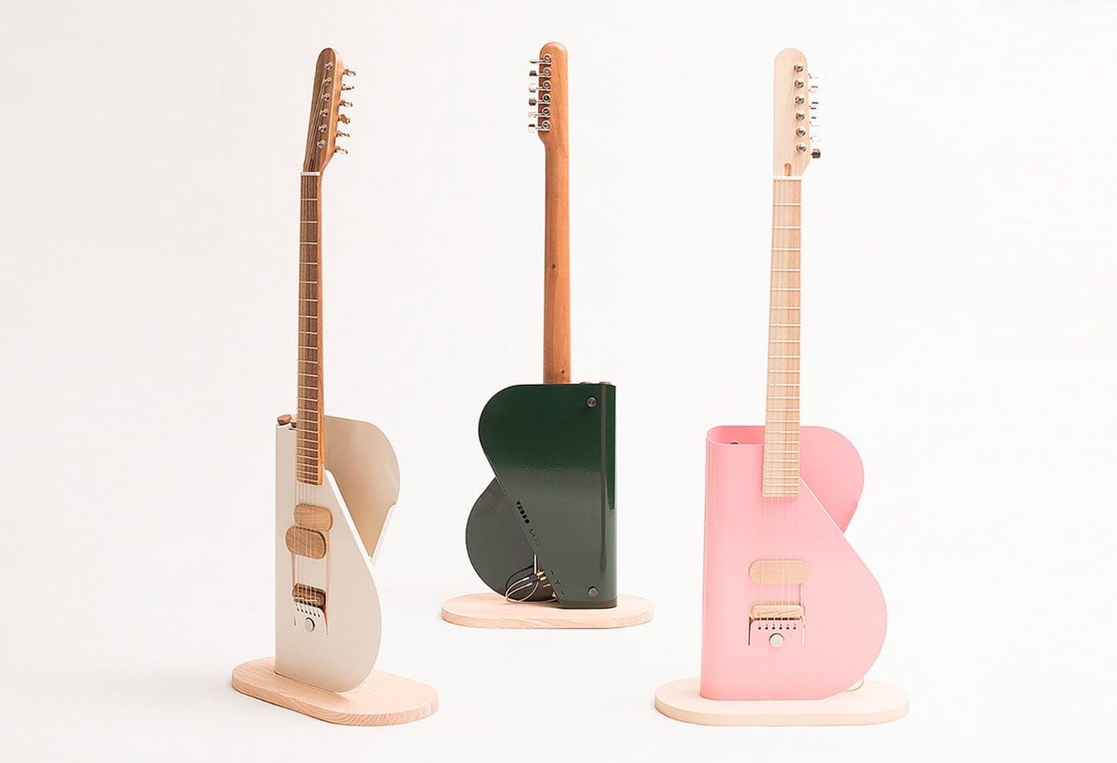 Электрогитара Cosmo. Фото: Verso Musical Instruments