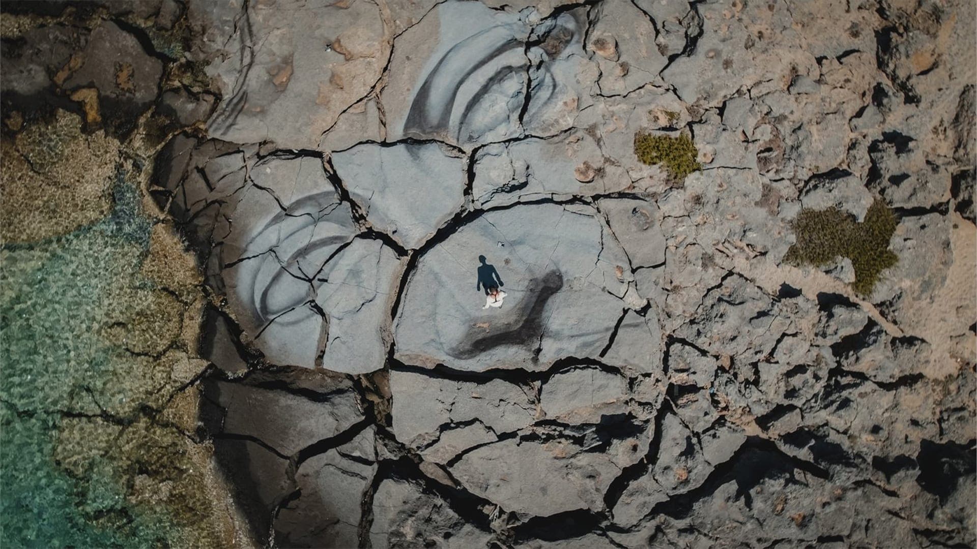 Процесс создания мурала Prometheus. Фото: David Popa