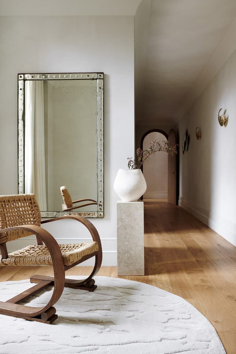 Коллекционный дизайн и винтаж в интерьере лондонских апартаментов — проект Талы Фусток