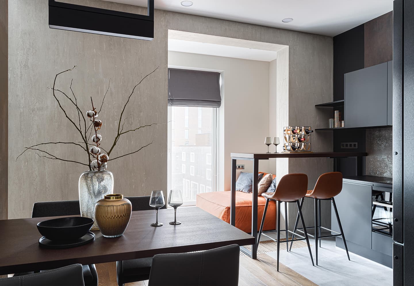 Игра пропорций и геометрии в интерьере квартиры с двумя гардеробными — проект Анны Доброковской