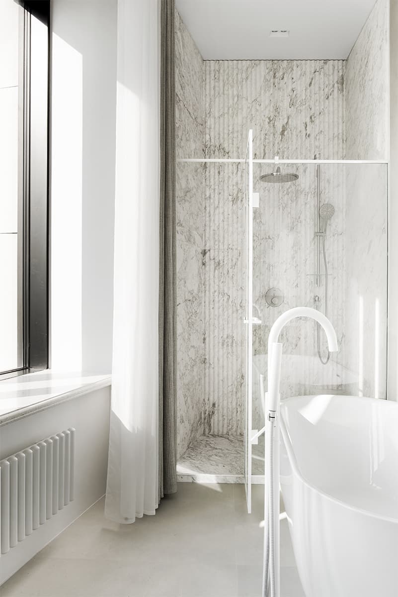 Воздушный интерьер с французским настроением для сдвоенной квартиры в Москве — проект бюро KS Architects