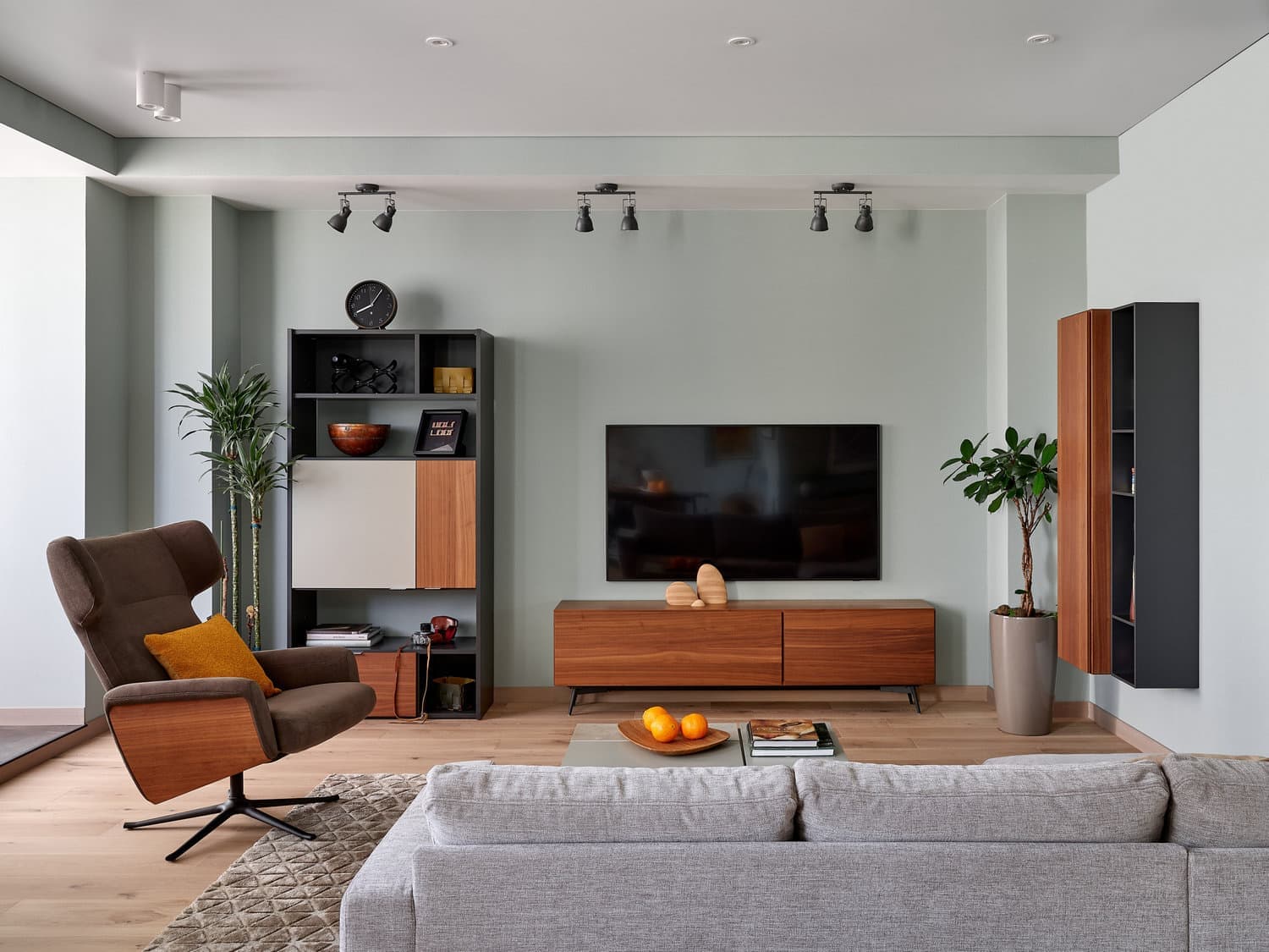 Гармония в лаконичности: интерьер квартиры для путешественника — проект Дмитрия Шумидуба и Ксении Рудневой