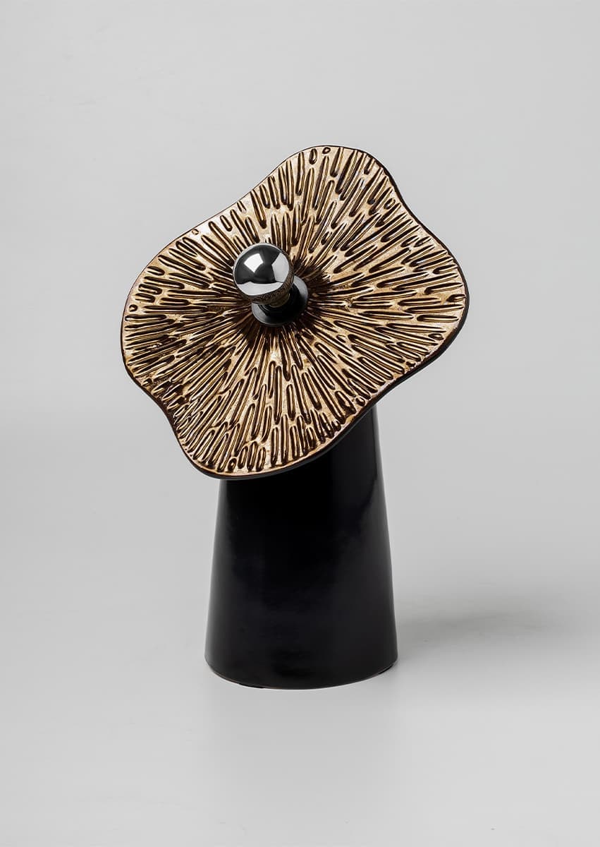 Полина Артамонова