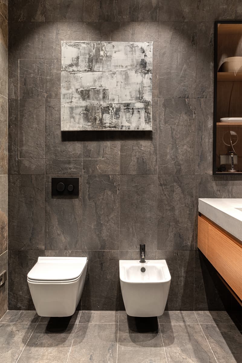 Изумрудные, синие и серые оттенки в интерьере для семьи с двумя дочками — проект Ольги Белогуровой